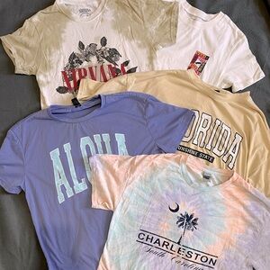 Women’s Graphic Tee Bundle